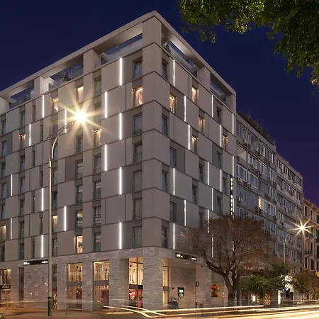 Hotel Nyx 4*