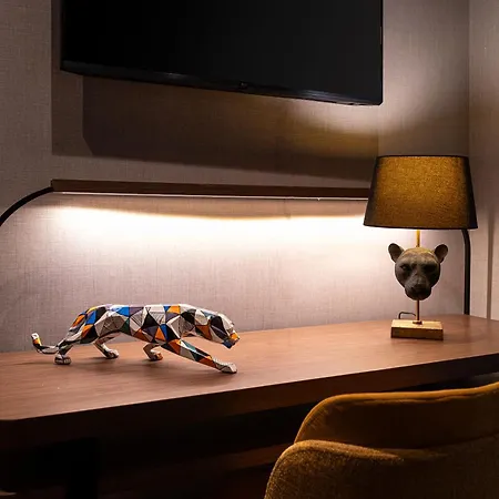 Hotel Nyx 4*