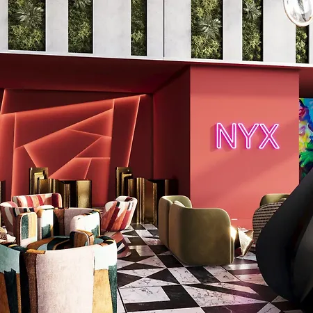 Nyx Отель 4*