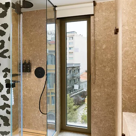 Hotel Nyx 4*